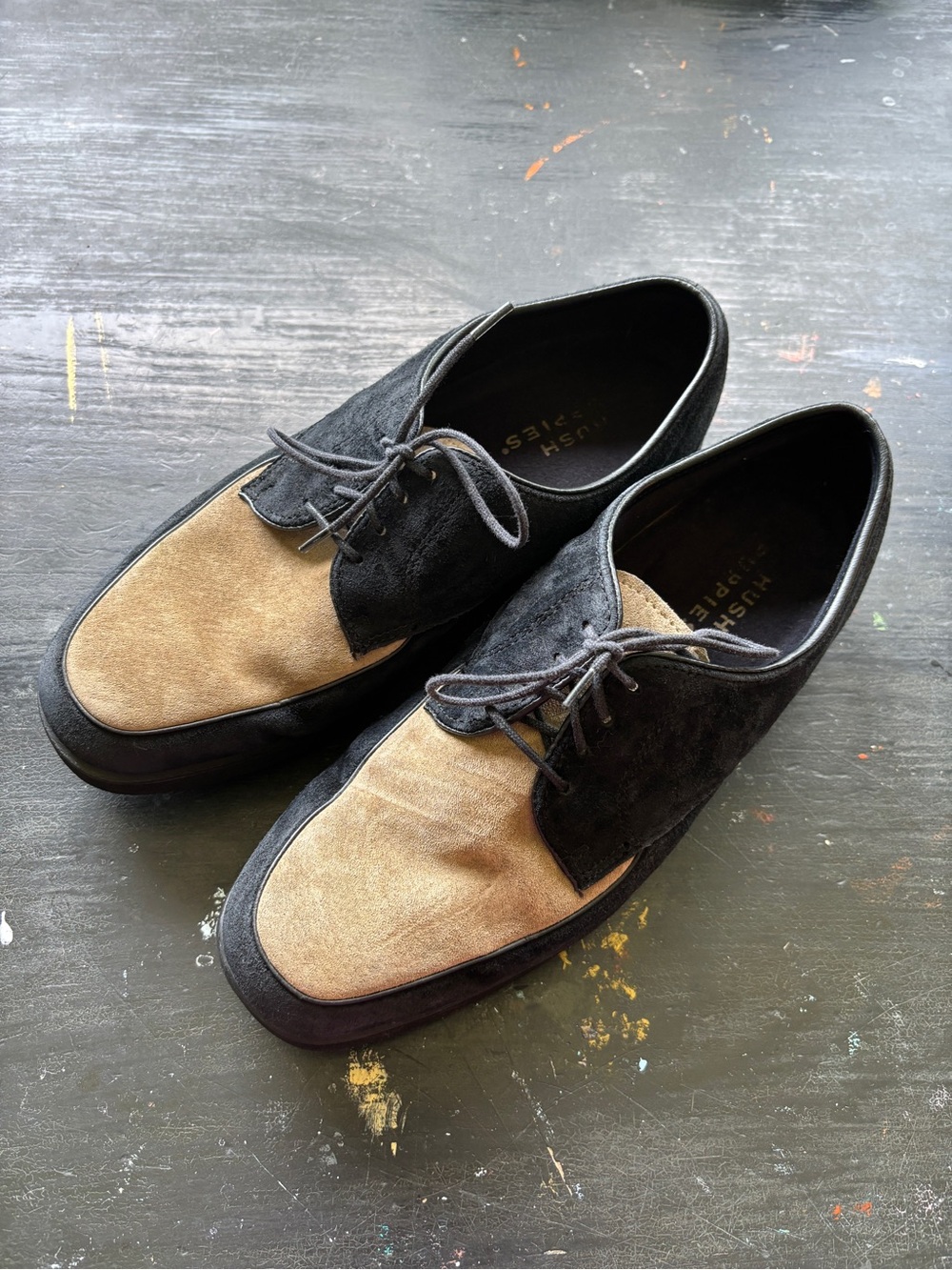 vintage 90’s suede hush puppies loafers